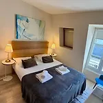 Place De L\'Etoile, Wagram With Ac