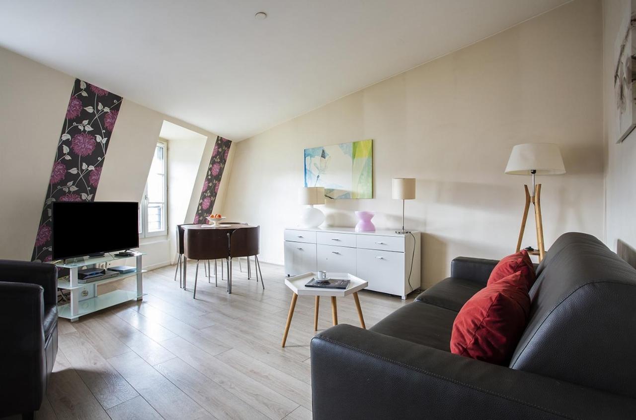 Appartamento Place De L'etoile, Wagram With Ac *